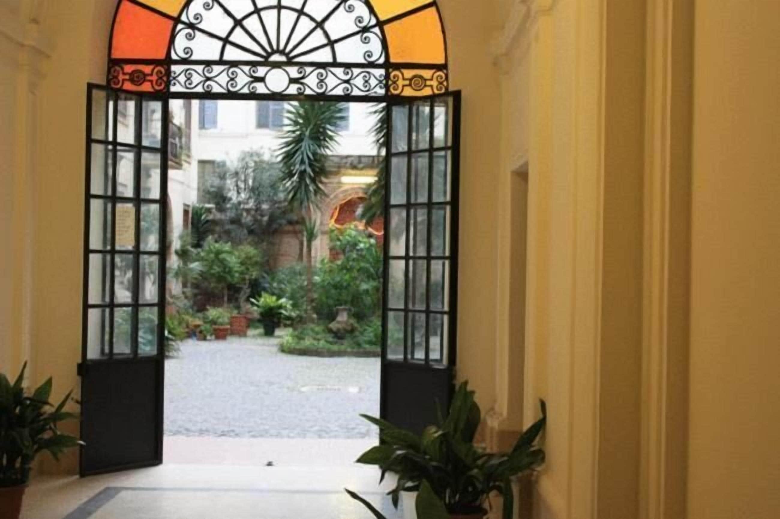 Hotel Campidoglio — Photos 3